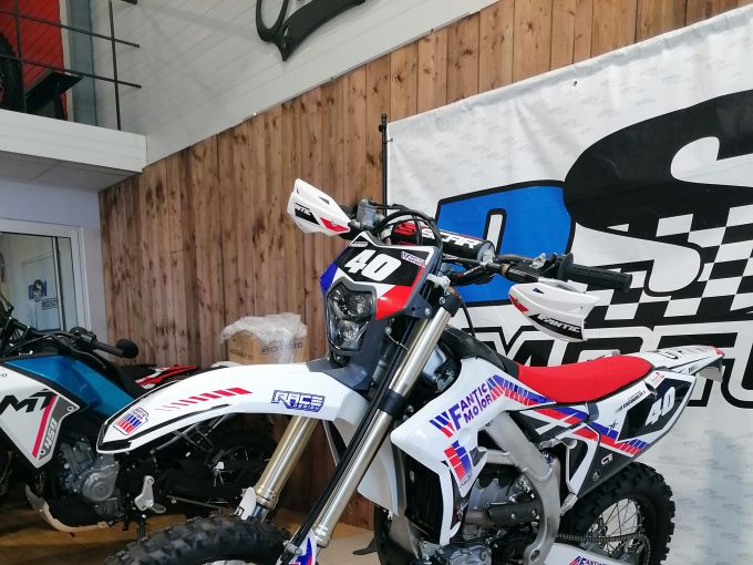 FANTIC XEF 250 ENDURO 4