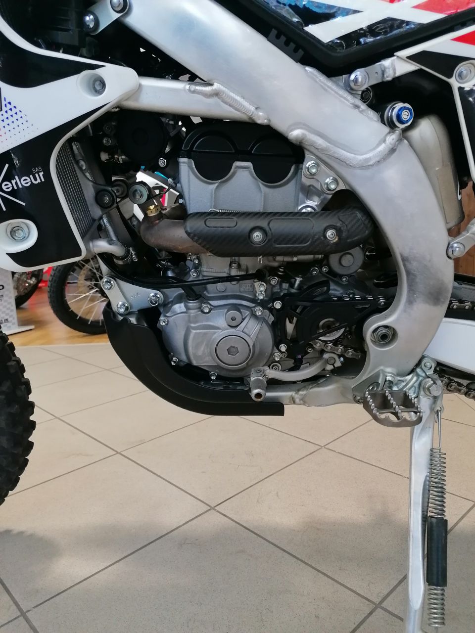 FANTIC XEF 250 ENDURO 4