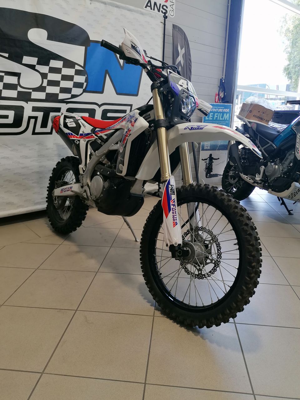 FANTIC XEF 250 ENDURO 4