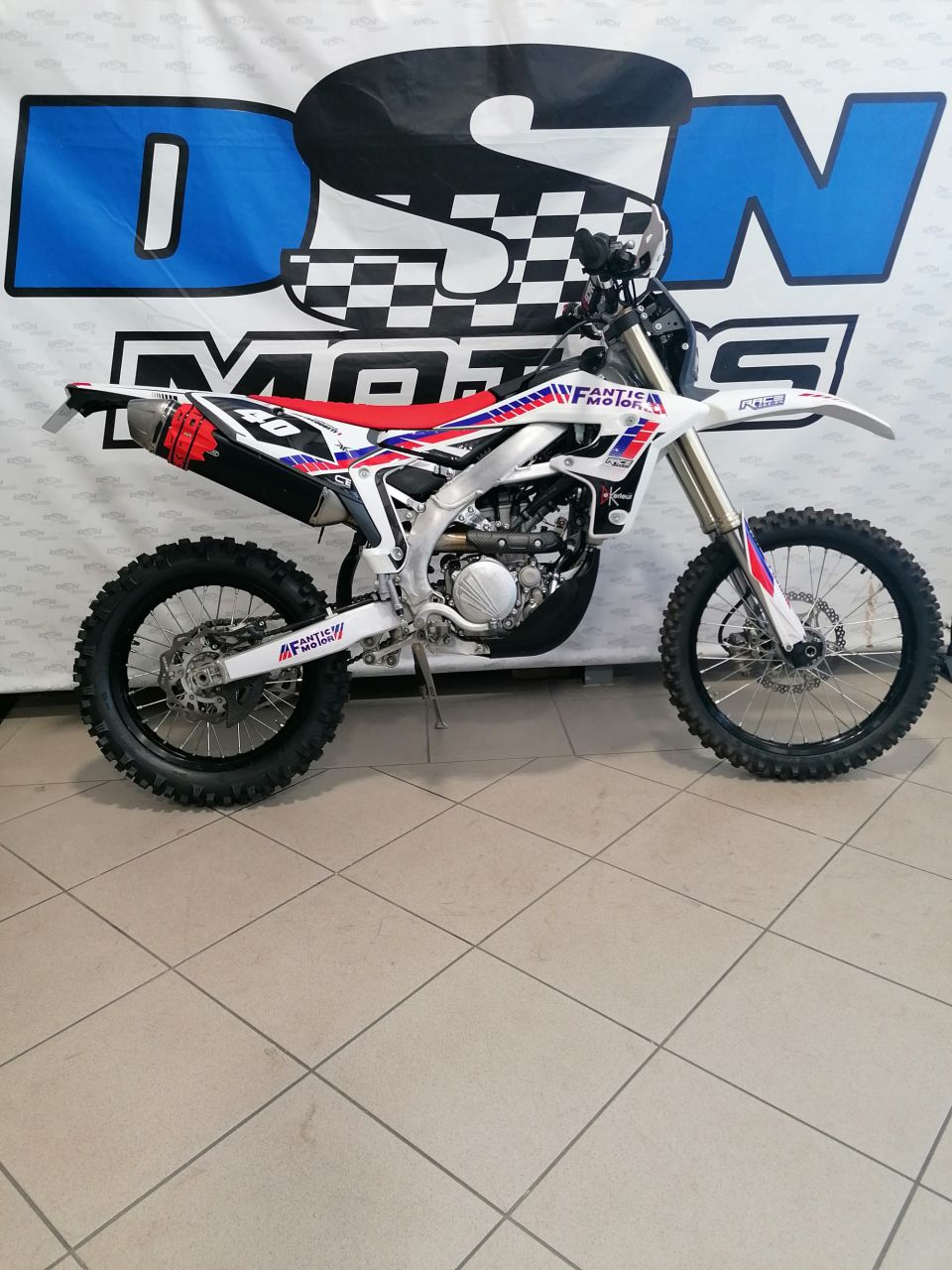 FANTIC XEF 250 ENDURO 4