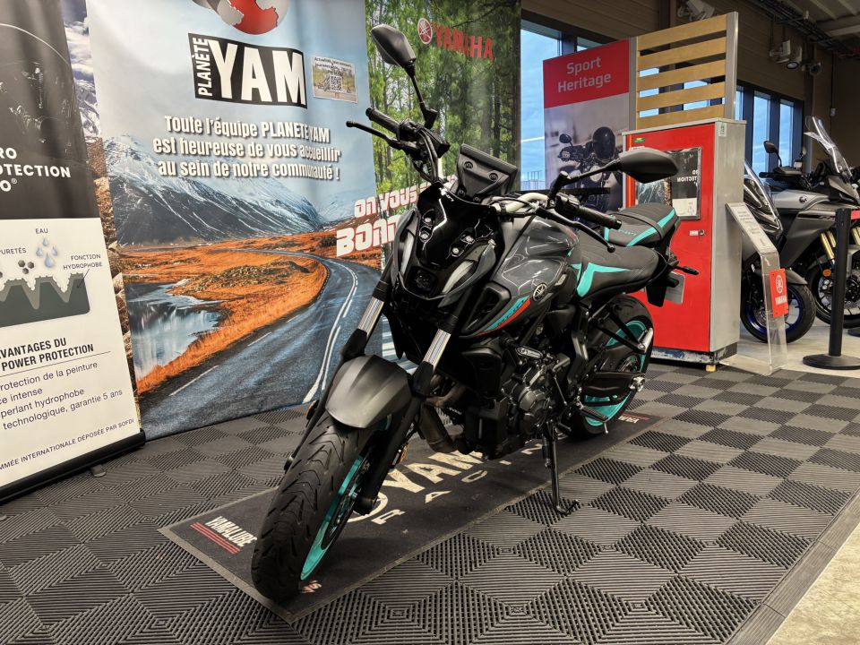 YAMAHA MT-07 (47.5CV) 4