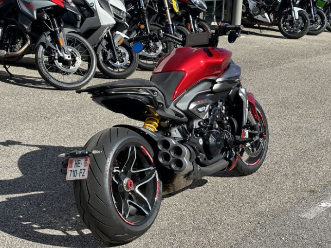 DUCATI X DIAVEL S 1260 4