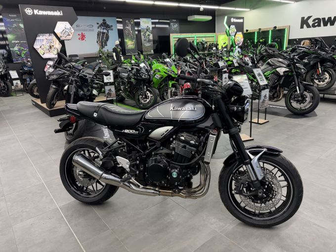 KAWASAKI Z900 RS 4