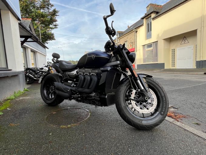 TRIUMPH ROCKET 3 R STORM 4