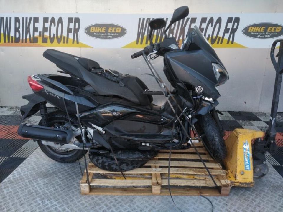 YAMAHA X-MAX 125 IRON MAX 4