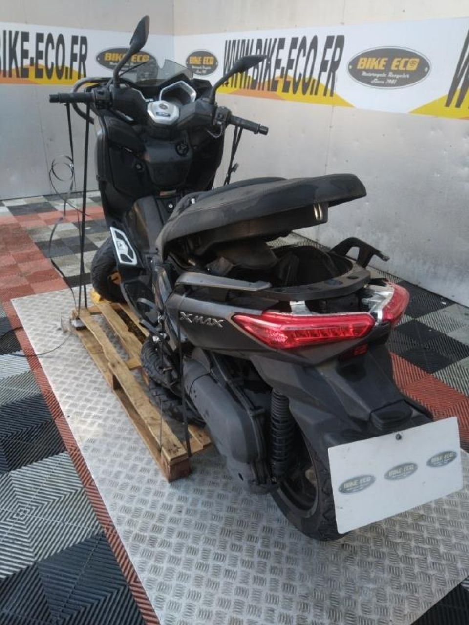 YAMAHA X-MAX 125 IRON MAX 4