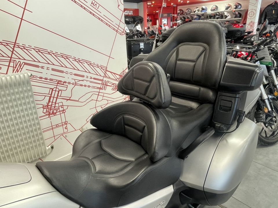 HONDA GL1800 GOLDWING 4