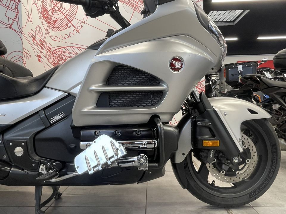 HONDA GL1800 GOLDWING 4