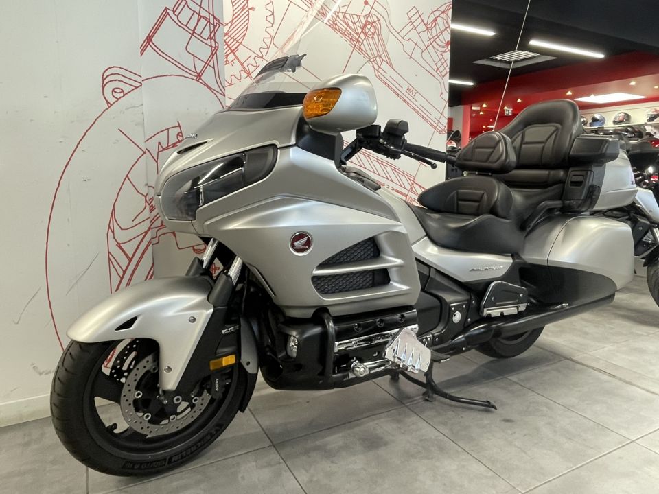 HONDA GL1800 GOLDWING 4