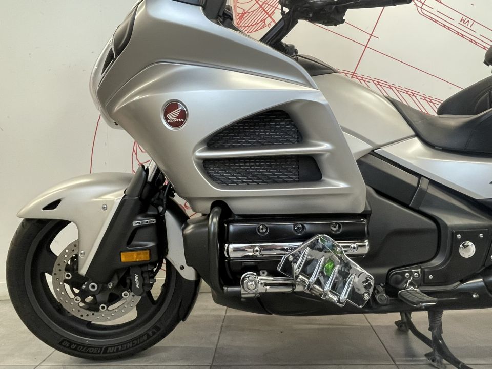 HONDA GL1800 GOLDWING 4