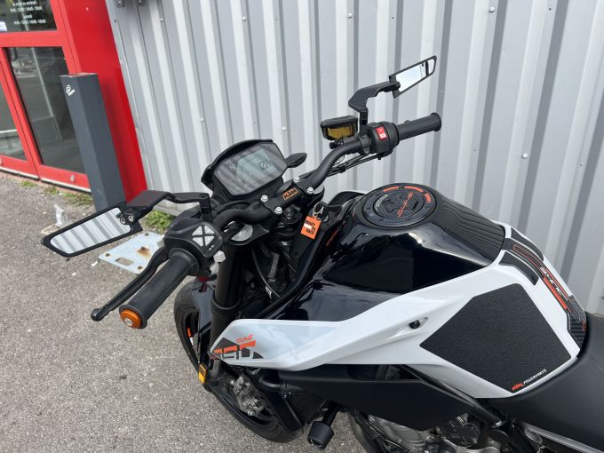 KTM 790 DUKE 4