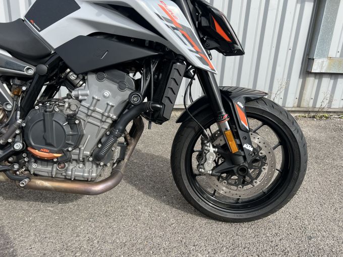 KTM 790 DUKE 4
