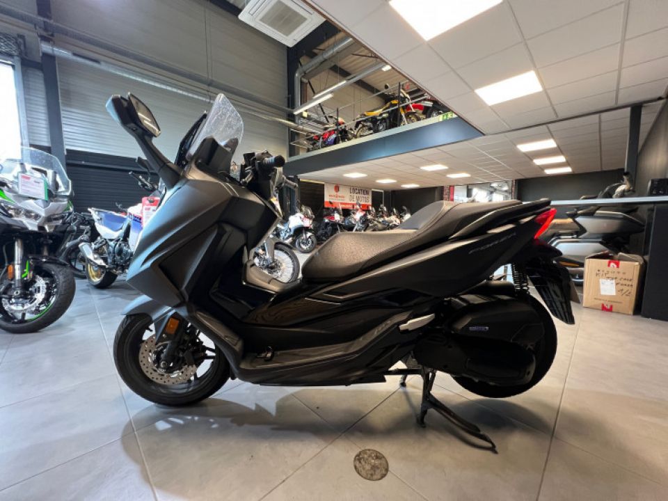 HONDA FORZA 125 ABS 4