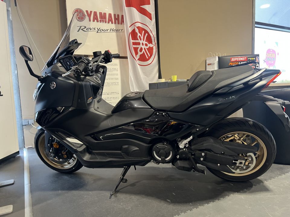 YAMAHA XP T-MAX 560 TECH MAX 4