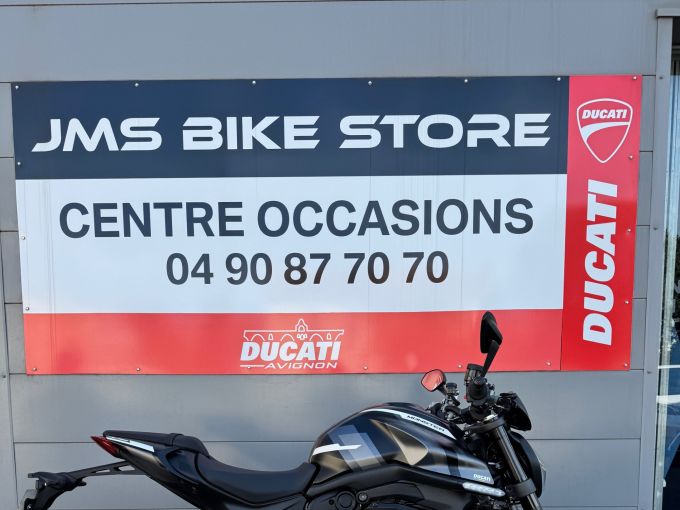 DUCATI MONSTER 950 4