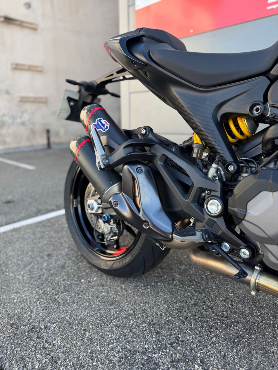 DUCATI MONSTER 950 4