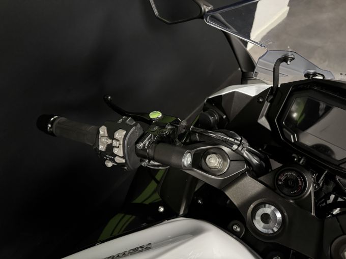 KAWASAKI NINJA 1000 SX 4