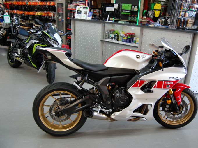 YAMAHA YZF-R7 WORLD GP 60TH ANNIVERSARY 4
