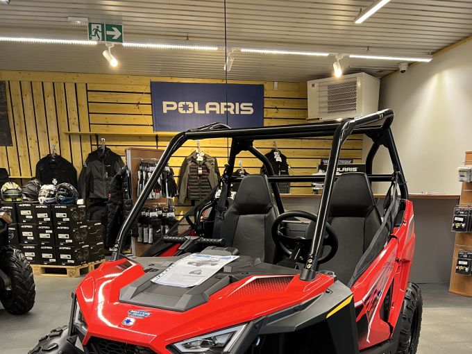 POLARIS RZR 200 4