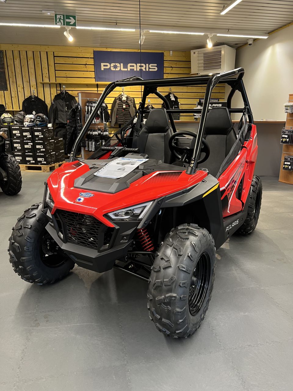 POLARIS RZR 200 4