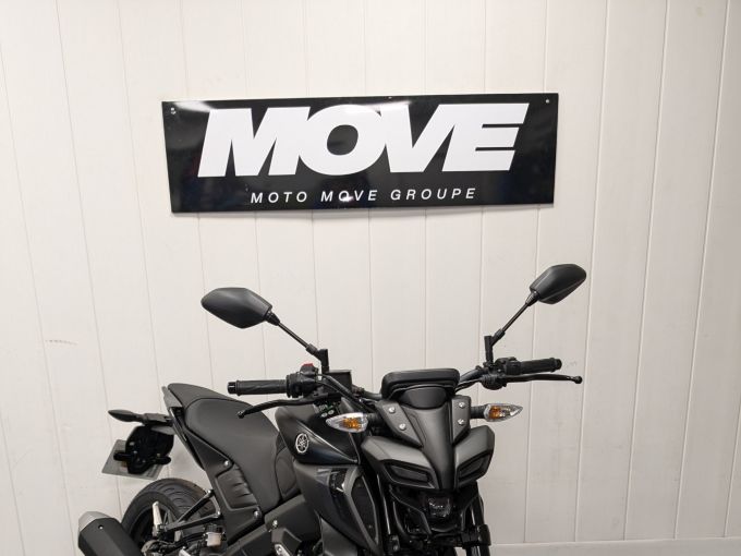 YAMAHA MT-125 ABS 4