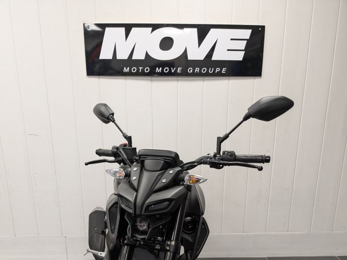 YAMAHA MT-125 ABS 4