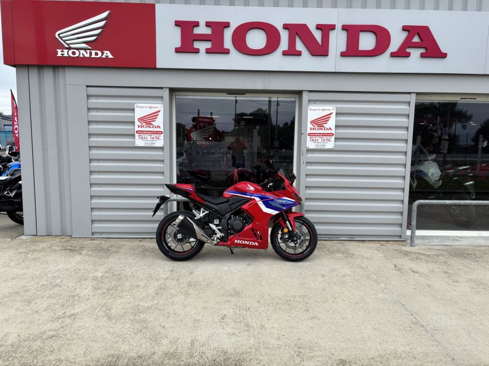 HONDA CBR 500 R 4