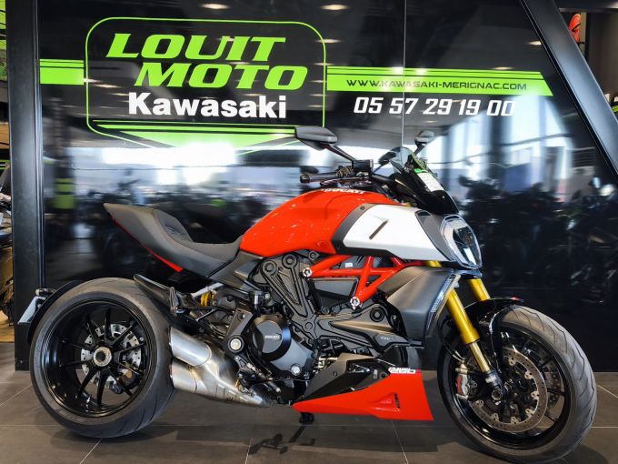 DUCATI DIAVEL 4