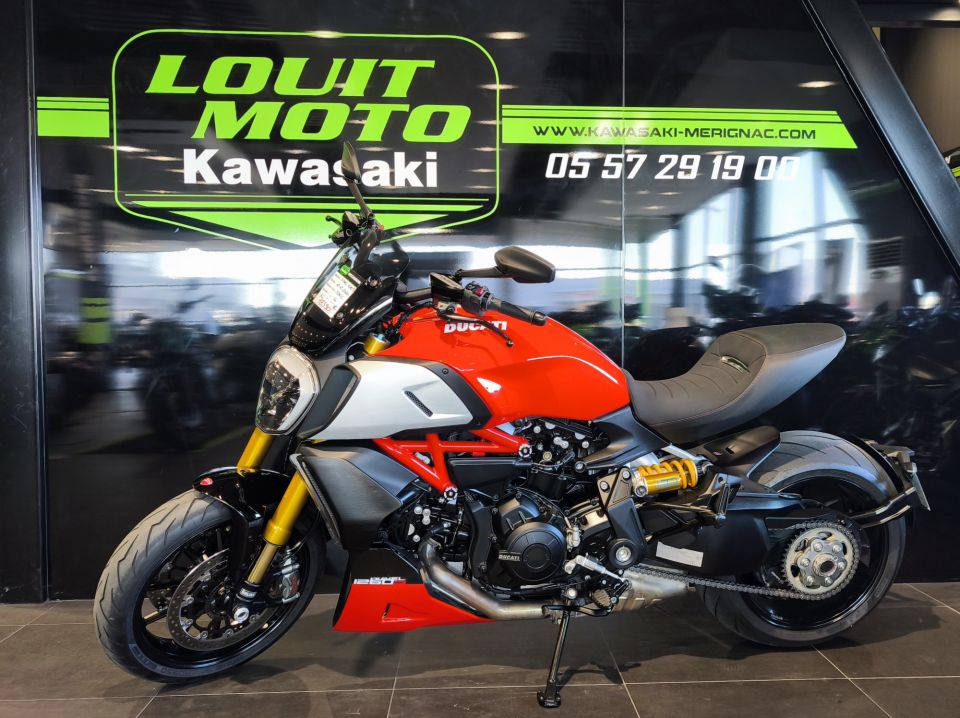 DUCATI DIAVEL 4