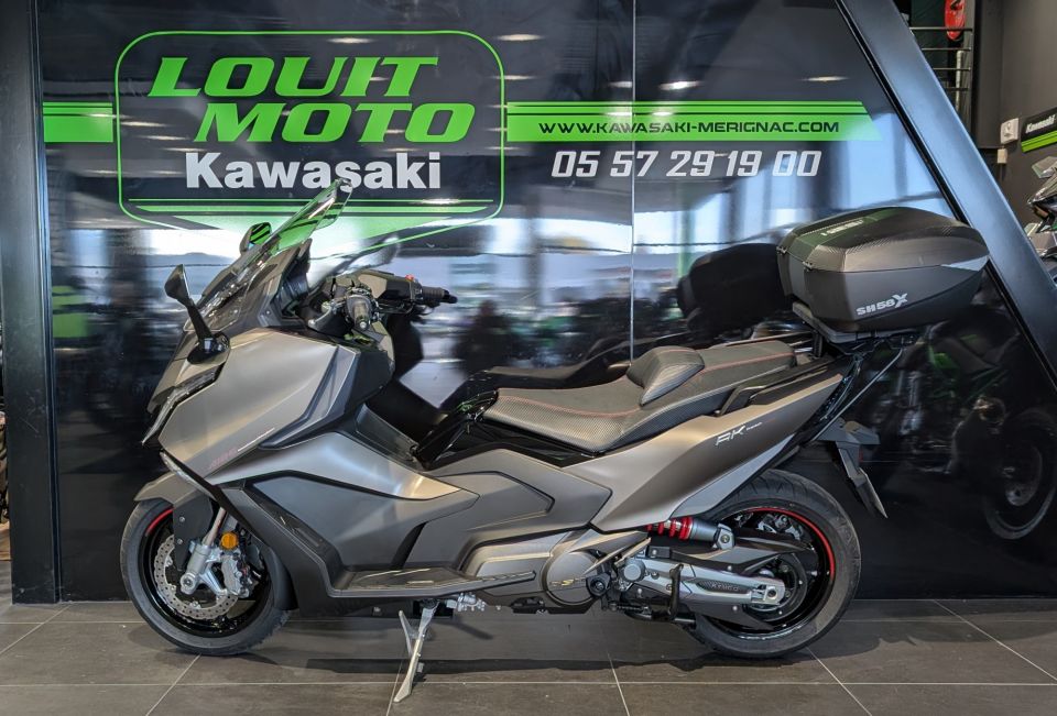 KYMCO AK 550 4