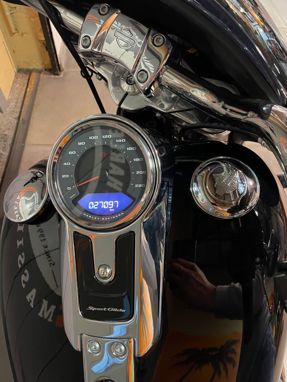 HARLEY-DAVIDSON SOFTAIL SPORT GLIDE 1745 4