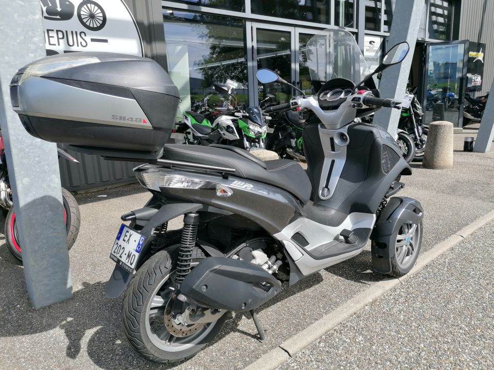 PIAGGIO MP3 300LT YOURBAN 4