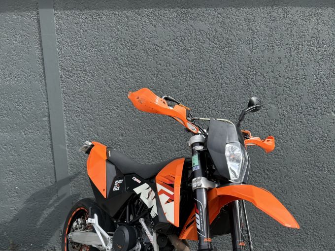 KTM 690 SMC 4