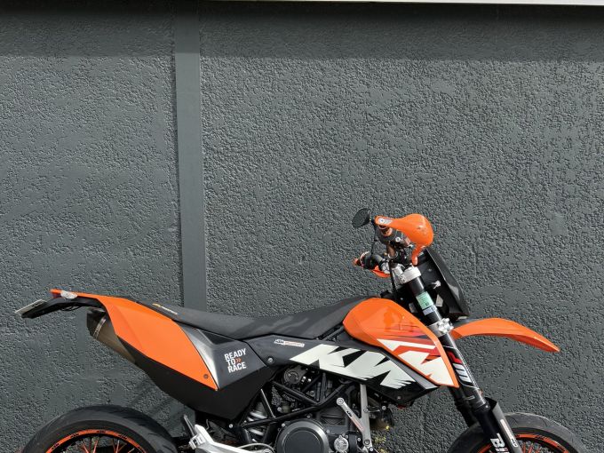 KTM 690 SMC 4