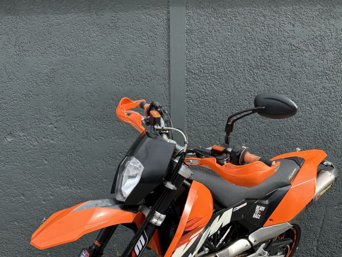 KTM 690 SMC 4