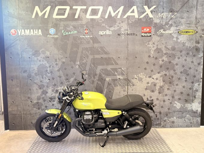 MOTO GUZZI V7 4