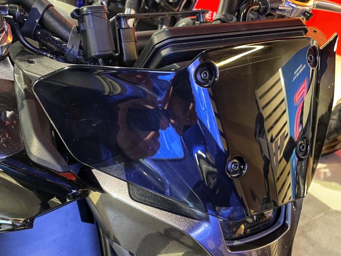 YAMAHA MT-09 4
