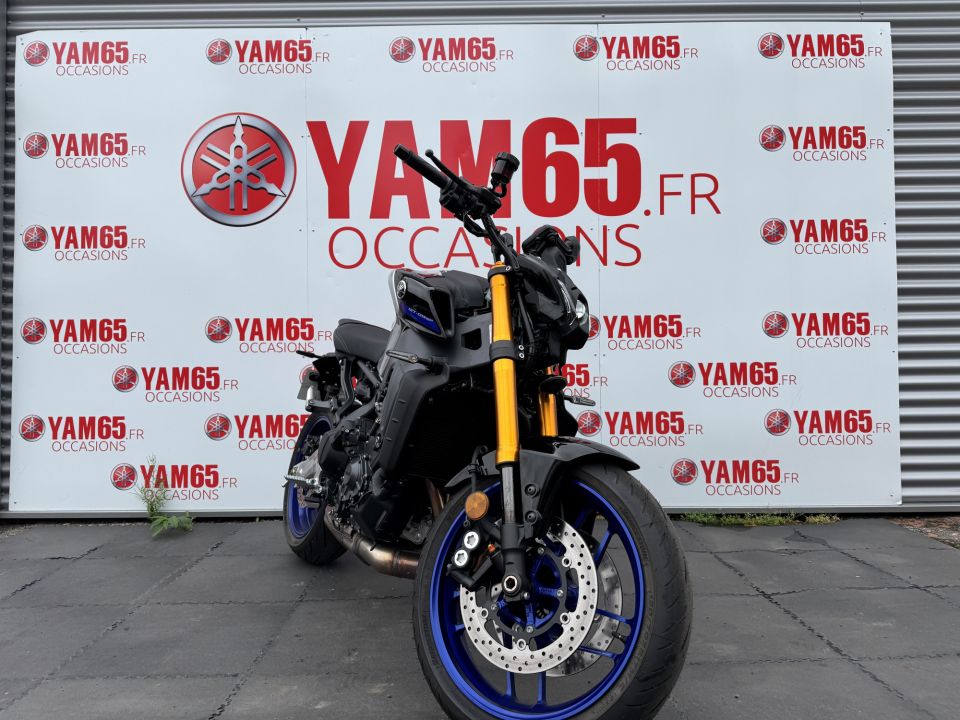 YAMAHA MT-09 SP 4