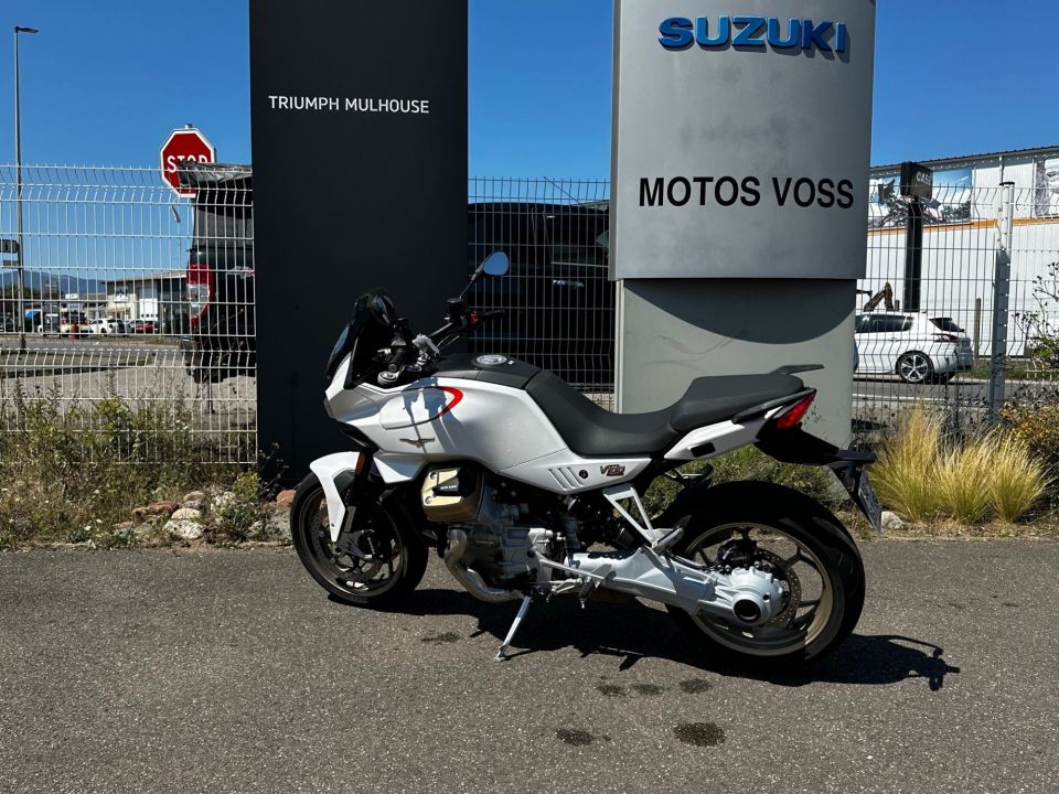 MOTO GUZZI V100  MANDELLO 4