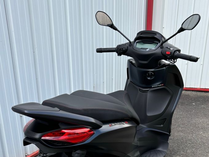 PIAGGIO BEVERLY S 300 4