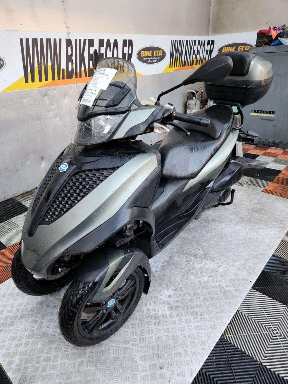 PIAGGIO MP3 300LT YOURBAN 4