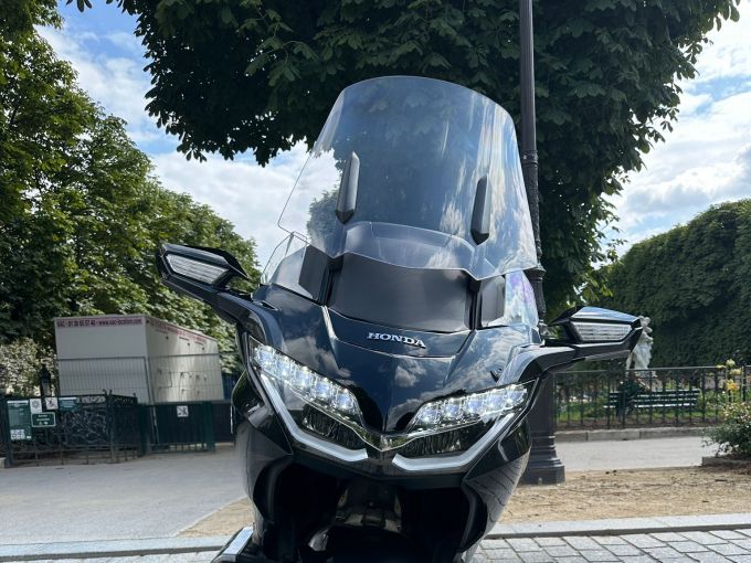 HONDA GL 1800 GOLDWING DCT 4