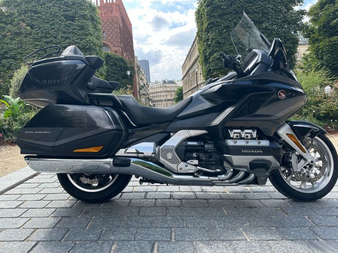 HONDA GL 1800 GOLDWING DCT 4