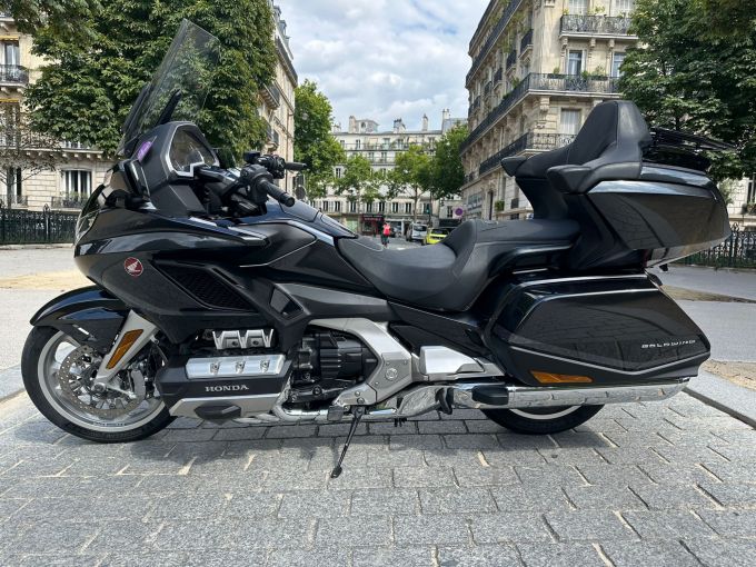 HONDA GL 1800 GOLDWING DCT 4