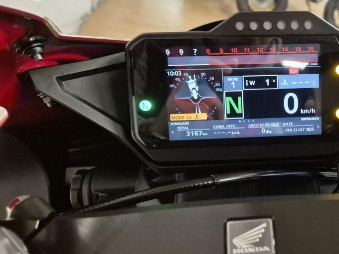 HONDA CBR 1000 RR FIREBLADE - HRC 4