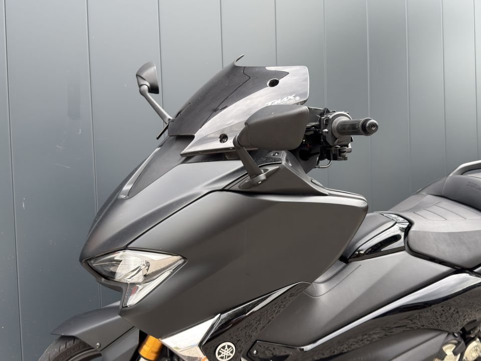 YAMAHA YAMAHA 530 T-MAX DX 2018 4
