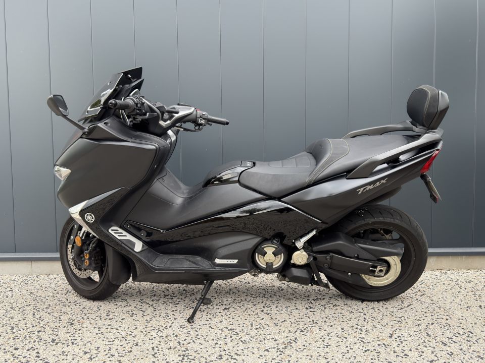 YAMAHA YAMAHA 530 T-MAX DX 2018 4