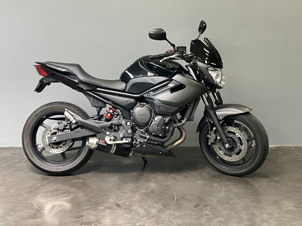 YAMAHA XJ6-N 4