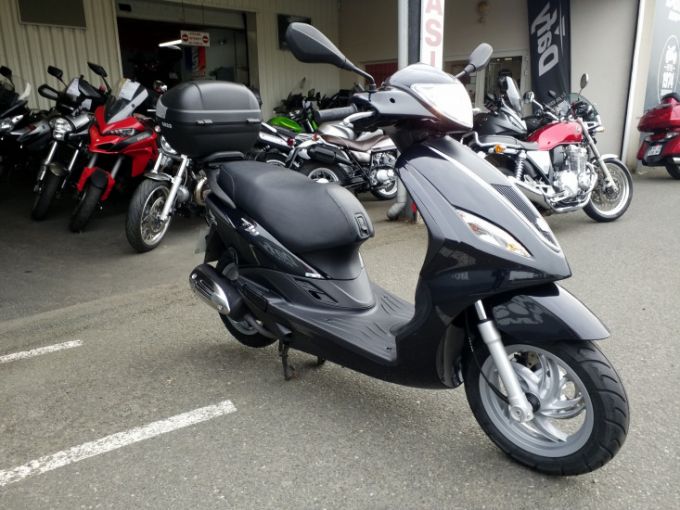 PIAGGIO FLY 125 4