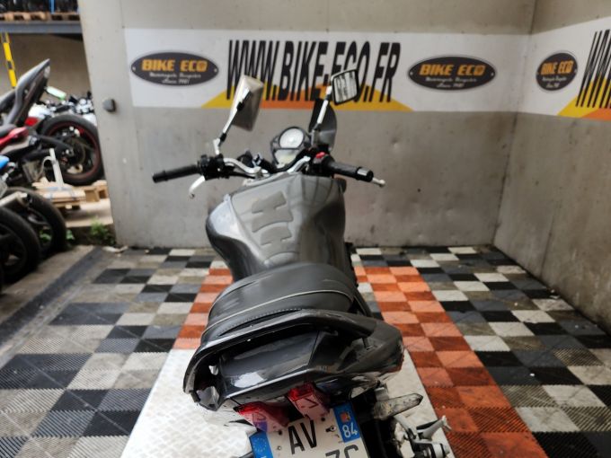 SUZUKI SV 650 4